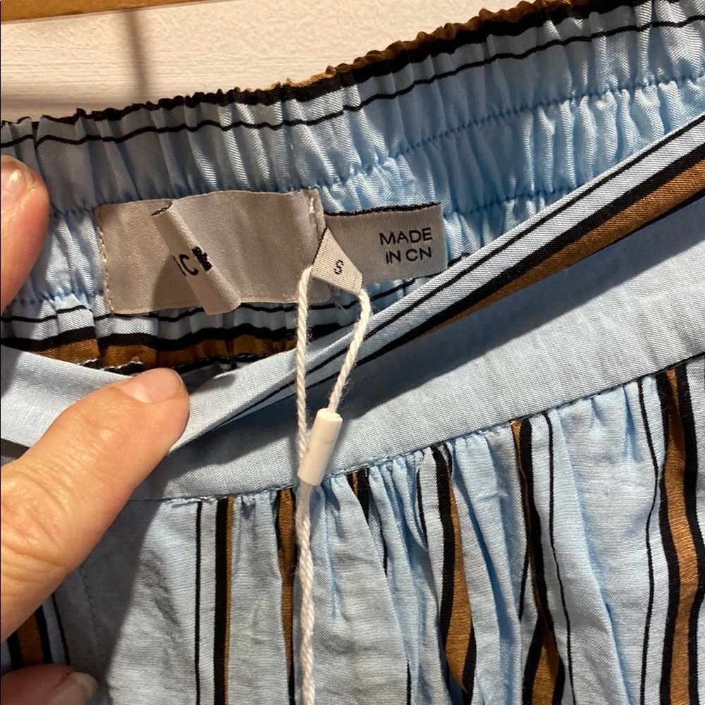 NWT ICHI Women's Blue Striped Skirt - Picture 3 of 3